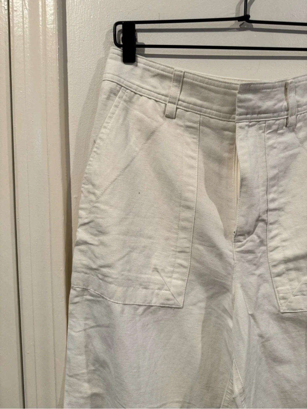 NWT Banana Republic Mya Cotton-Linen Cargo Iced Vanilla Ivory Pants Size 6 long